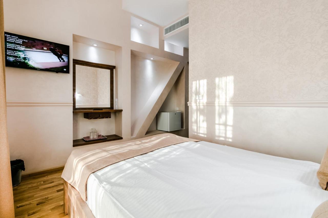Hotel Marina Pucioasa Extérieur photo